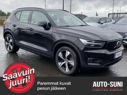 Musta Käytetty 2021 Volvo XC40 Business Edition Katumaasturi | 34 990 € (Perustarjous)