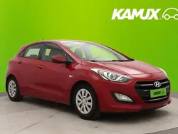 Punainen Käytetty 2017 Hyundai i30 Classic Sedan | 8 840 € (Supertarjous)