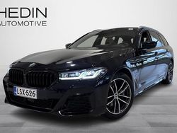 Musta Käytetty 2021 BMW 530e Comfort Edition Farmari | 37 690 € (Hieman kallis)