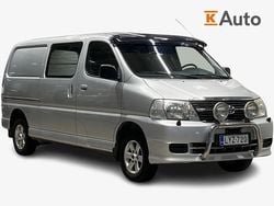 Hopea Käytetty 2009 Toyota HiAce Van | 25 900 €