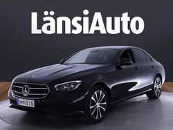 Käytetty 2021 Mercedes E300 Avantgarde Sedan | 35 850 € (Perustarjous)