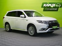 Valkoinen Käytetty 2019 Mitsubishi Outlander P-HEV Farmari | 17 890 € (Perustarjous)