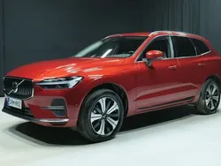 Fusion red Käytetty 2024 Volvo XC60 Plus Katumaasturi | 61 500 € (Kallis)