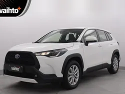 Käytetty 2023 Toyota Corolla Cross Active Katumaasturi | 33 490 € (Perustarjous)