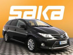 Käytetty 2015 Toyota Auris Touring Sports Premium Farmari | 15 400 € (Perustarjous)