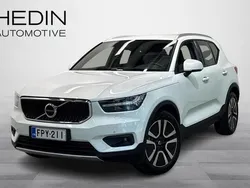 Valkoinen Käytetty 2021 Volvo XC40 Business Edition Katumaasturi | 29 890 € (Supertarjous)