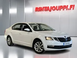 Valkoinen Käytetty 2020 Skoda Octavia Business Line Sedan | 9 980 € (Supertarjous)