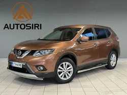 Käytetty 2015 Nissan X-Trail 360º Katumaasturi | 12 400 € (Hyvä tarjous)