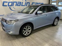 Ruskea Käytetty 2014 Mitsubishi Outlander P-HEV Instyle Katumaasturi | 7 690 €