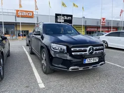 Mercedes GLB200