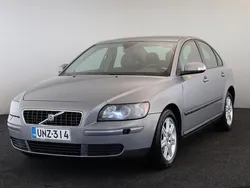 Harmaa Käytetty 2007 Volvo S40 Sedan | 3 990 € (Perustarjous)