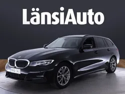 Musta Käytetty 2021 BMW 330e Comfort Edition Farmari | 24 780 € (Supertarjous)