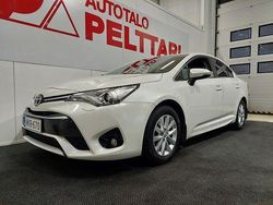 Valkoinen Käytetty 2017 Toyota Avensis Active Sedan | 16 940 € (Perustarjous)