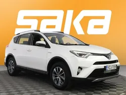Käytetty 2017 Toyota RAV4 Hybrid Business Edition Katumaasturi | 21 690 € (Hieman kallis)