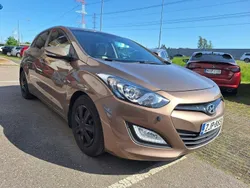 Hopea Käytetty 2012 Hyundai i30 Comfort Viistoperä | 8 480 €