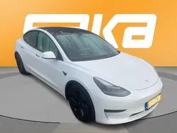 Käytetty 2023 Tesla Model 3 Standard Range Plus Sedan | 29 900 €