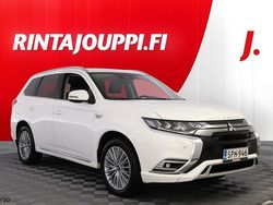 Valkoinen Käytetty 2019 Mitsubishi Outlander P-HEV Invite Katumaasturi | 18 880 € (Perustarjous)