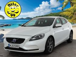 Käytetty 2015 Volvo V40 Ocean Race Viistoperä | 15 800 € (Perustarjous)