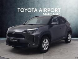 Harmaa Käytetty 2024 Toyota Yaris Cross Katumaasturi | 29 890 € (Perustarjous)