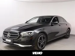 Musta Käytetty 2022 Mercedes E300 Premium Sedan | 39 800 € (Supertarjous)