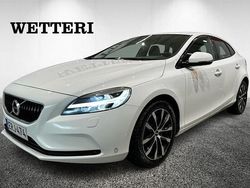 Valkoinen Käytetty 2019 Volvo V40 Business Edition Viistoperä | 23 900 € (Hieman kallis)