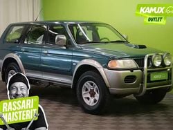 Vihreä Käytetty 2005 Mitsubishi Pajero Katumaasturi | 3 500 €