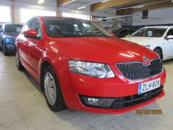 Punainen Käytetty 2017 Skoda Octavia Ambition Sedan | 17 980 € (Supertarjous)