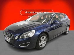 Sininen Käytetty 2012 Volvo V60 Ocean Race Farmari | 12 900 €