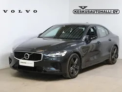 Harmaa Käytetty 2020 Volvo S60 Business Edition Sedan | 27 900 € (Perustarjous)