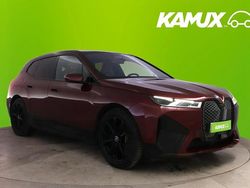 Punainen Käytetty 2023 BMW iX Comfort Edition Katumaasturi | 69 500 € (Perustarjous)
