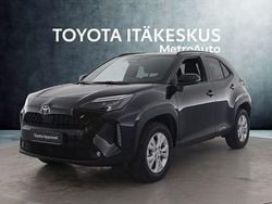 Musta Käytetty 2024 Toyota Yaris Cross Katumaasturi | 29 990 € (Hyvä tarjous)