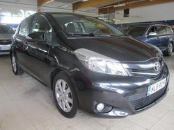Musta Käytetty 2012 Toyota Yaris Comfort Viistoperä | 7 980 € (Perustarjous)