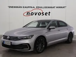 Hopea Käytetty 2020 VW Passat GTE Sedan | 20 770 € (Perustarjous)