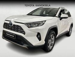 Valkoinen Käytetty 2023 Toyota RAV4 Edition Katumaasturi | 38 990 € (Hyvä tarjous)