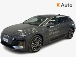 Harmaa Käytetty 2025 Audi e-tron Performance Katumaasturi | 72 900 €