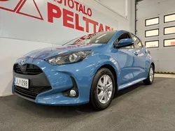 Sininen Käytetty 2020 Toyota Yaris Active Viistoperä | 18 940 € (Perustarjous)