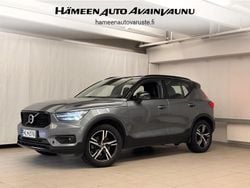 Harmaa Käytetty 2018 Volvo XC40 R-Design Katumaasturi | 32 900 € (Perustarjous)