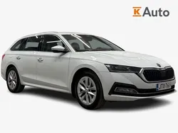 Valkoinen Käytetty 2022 Skoda Octavia Style Farmari | 26 900 € (Perustarjous)
