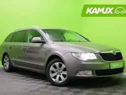 Fialova amethyst/amethyst purple Käytetty 2013 Skoda Superb Business Line Farmari | 6 480 € (Perustarjous)