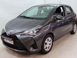 1g3 Käytetty 2018 Toyota Yaris Hybrid Active Viistoperä | 10 980 € (Perustarjous)