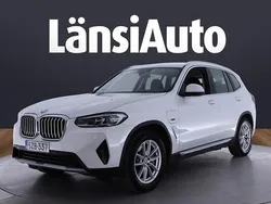 Valkoinen Käytetty 2021 BMW X3 Comfort Edition Katumaasturi | 34 350 € (Perustarjous)