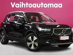 Musta Käytetty 2022 Volvo XC40 Inscription Katumaasturi | 30 900 € (Supertarjous)