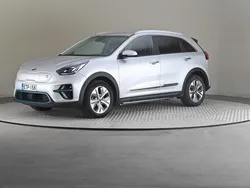 Käytetty 2021 Kia e-Niro 2 Katumaasturi | 23 800 € (Perustarjous)