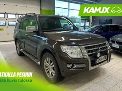 Ruskea Käytetty 2019 Mitsubishi Pajero Instyle Katumaasturi | 28 900 €