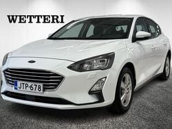 Valkoinen Käytetty 2022 Ford Focus Trend Viistoperä | 13 950 € (Perustarjous)