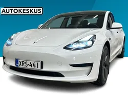 Valkoinen Käytetty 2023 Tesla Model 3 Sedan | 28 900 € (Hyvä tarjous)