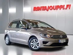 Ruskea Käytetty 2015 VW Golf Sportsvan Comfortline Tila-auto | 11 800 € (Perustarjous)