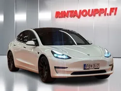 Valkoinen Käytetty 2021 Tesla Model 3 Performance Sedan | 27 510 € (Hyvä tarjous)