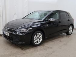 Käytetty 2025 VW Golf VIII Comfortline Viistoperä | 37 690 € (Kallis)