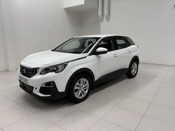 Valkoinen Käytetty 2018 Peugeot 3008 Active Katumaasturi | 14 900 € (Perustarjous)